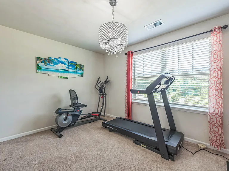 1012 Leland Dr — Photo 33