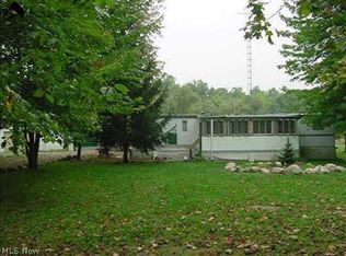 5723 W Slater Rd, Williamsfield, OH 44093