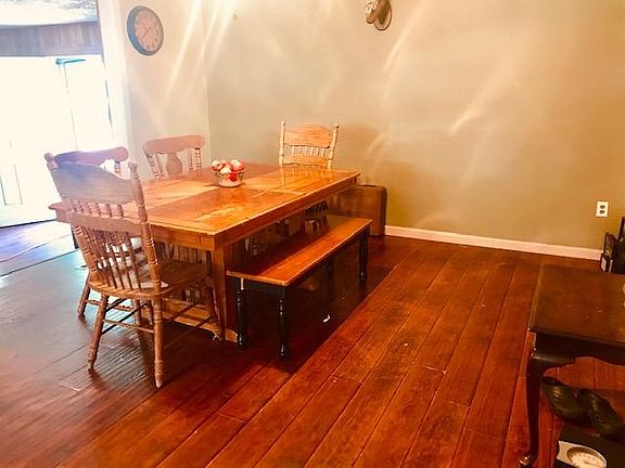 4th image of 122 Mockingbird Ln