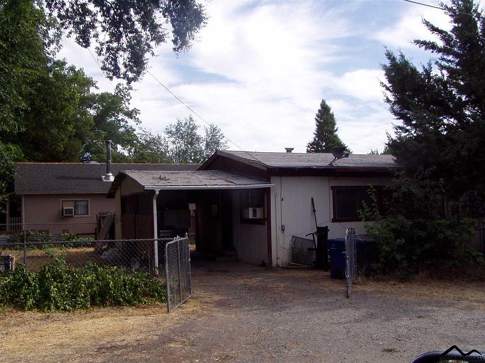 1st image of 25218 N Center St