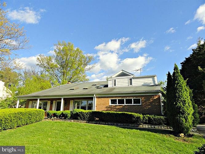 1st image of 8111 Birnam Wood Dr