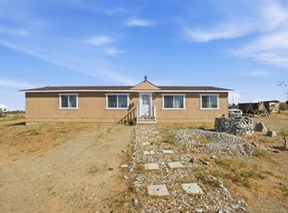 12601 Nandina Rd, Phelan, CA 92371