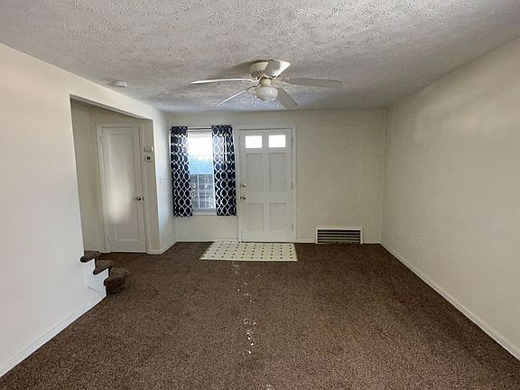 3rd image of 25060 Treadwell Ave