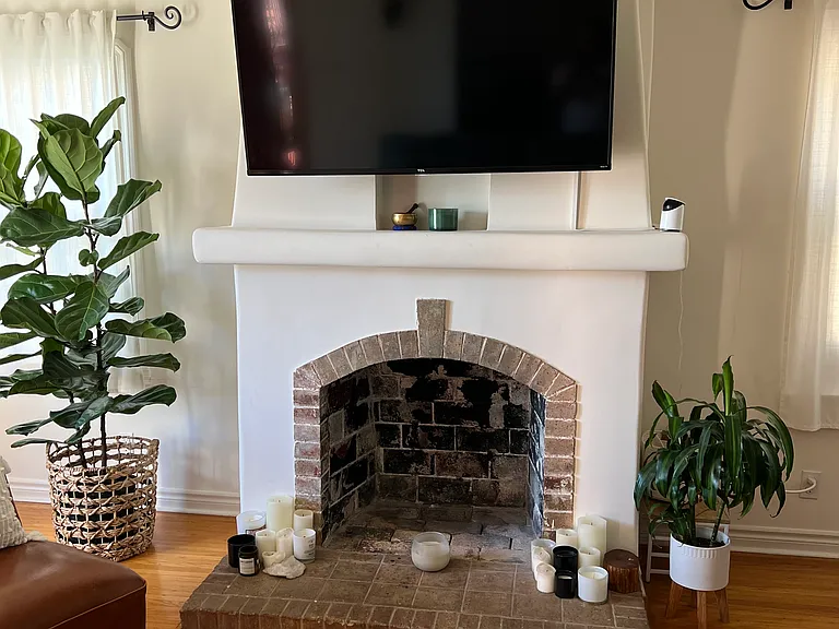 6087 Cashio St #1 — Photo 8