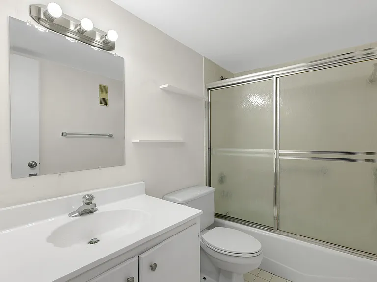 3940 Inverrary Blvd #404-A — Photo 22