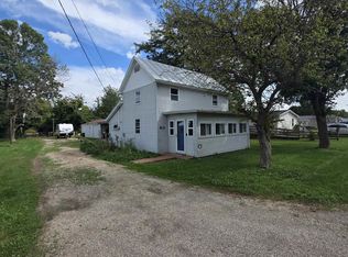 327 S Plum St, Farmland, IN 47340