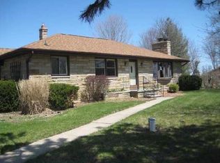 10881 Columbia Hwy, Eaton Rapids, MI 48827