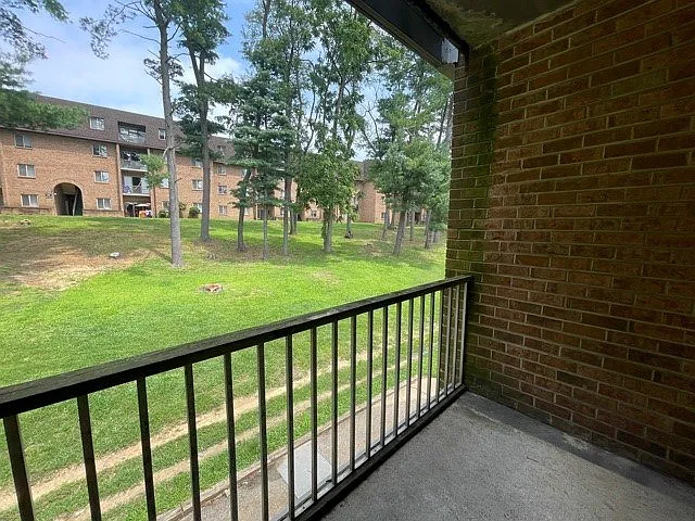 Autumn Ridge Apartments — Photo 47