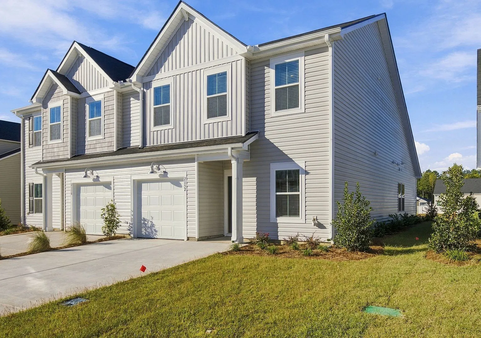 Brand-New 4-Bedroom Townhome for Rent Modern Living at Its Finest! — Photo 2