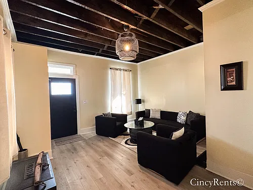 2456 Riverside Drive - 3bd 1.5 bath home with walkout deck! 3 floors of Living Space! Lawncare In... — Photo 3