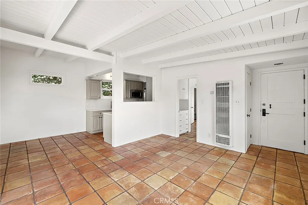 1 bed, 623 sqft, $4,400 — Photo 3