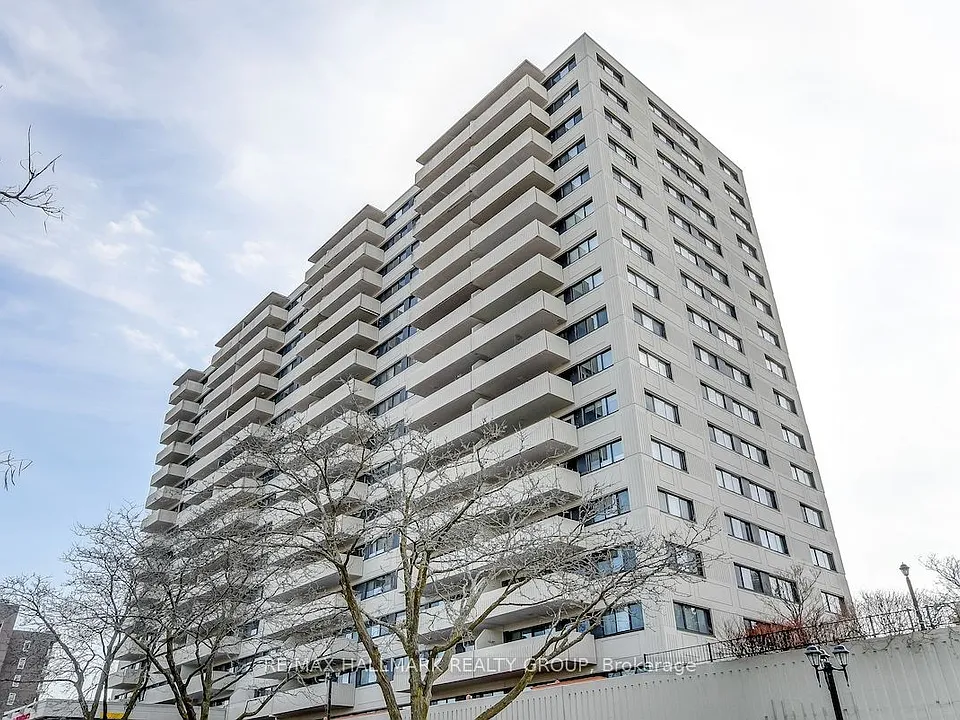 40 Landry St #201