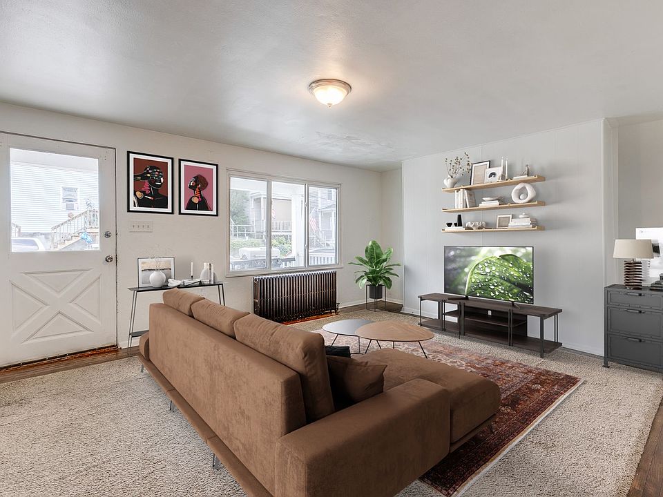1st image of 606 Chess St