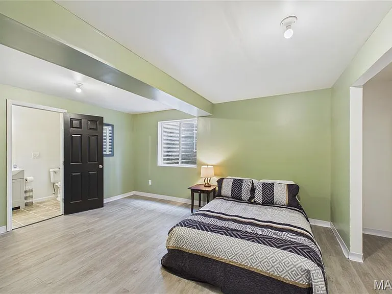714 Alban Aly — Photo 19