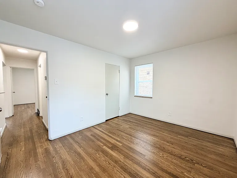 7176 Jamieson Ave #1W — Photo 8