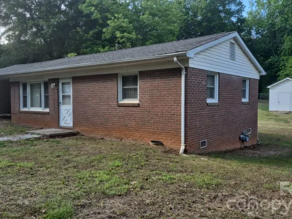 630 Dallas Spencer Mountain Rd, Dallas, NC 28034