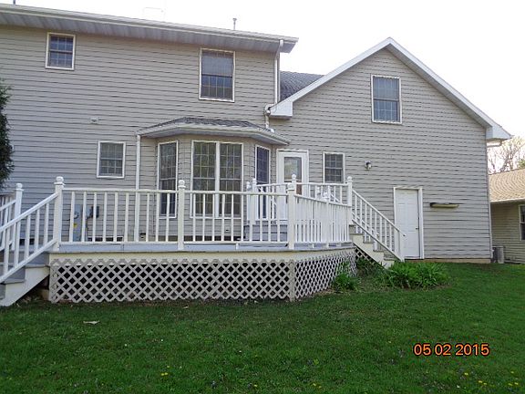 2nd image of 827 Thomas St