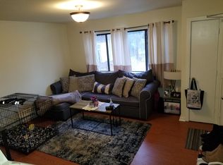 69 Ojibwa Rd #C, Shelton, CT 06484