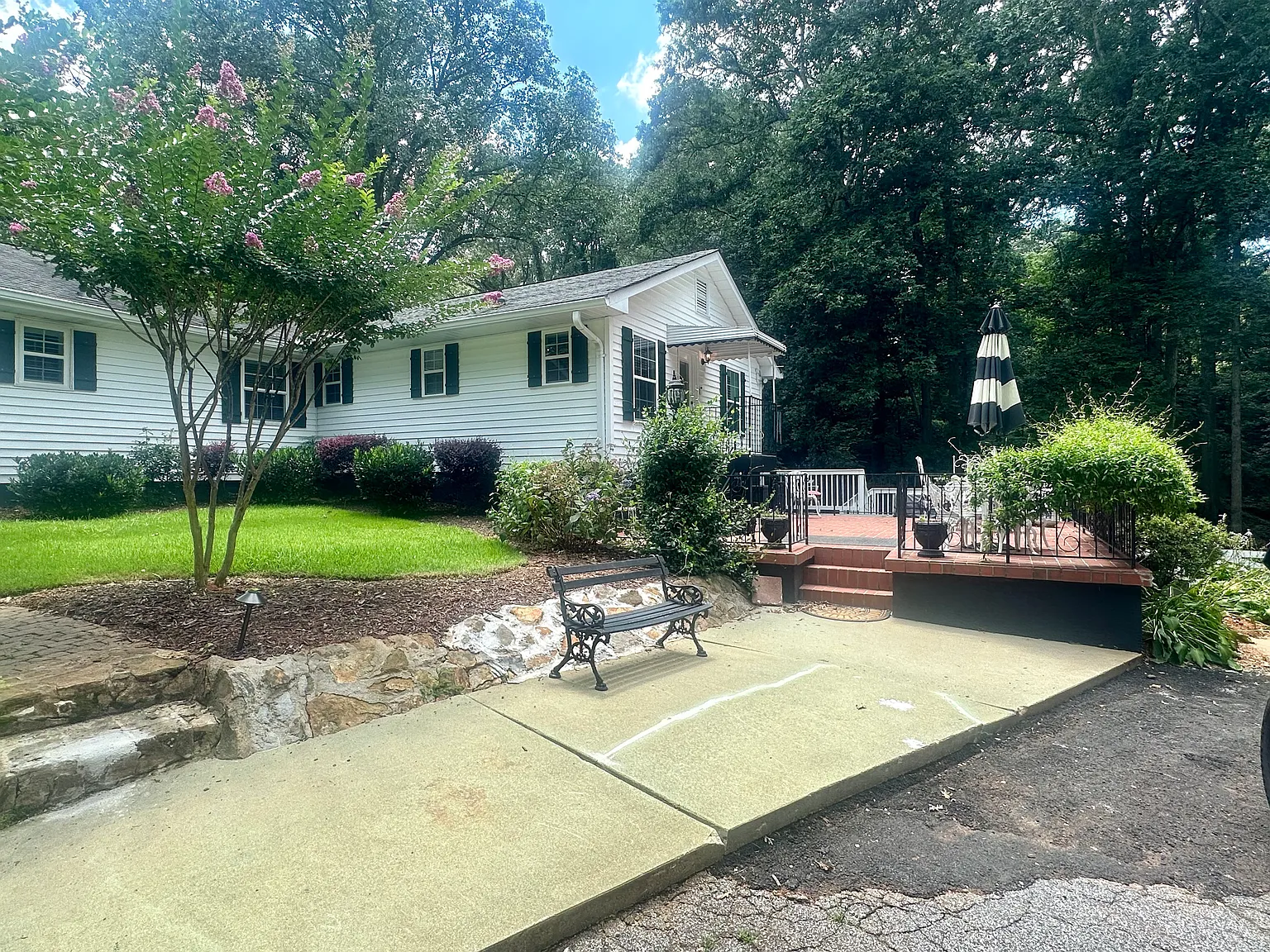 1196 Tuggle Dr — Photo 3