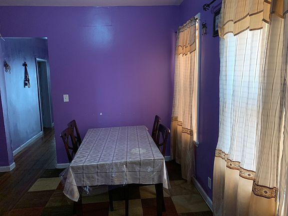 5th image of 223 Belvidere Ave
