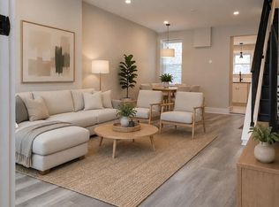 2131 Mountain St, Philadelphia, PA 19145