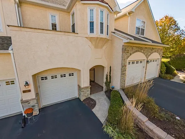 16 Creekview Cir, West Chester, PA 19382