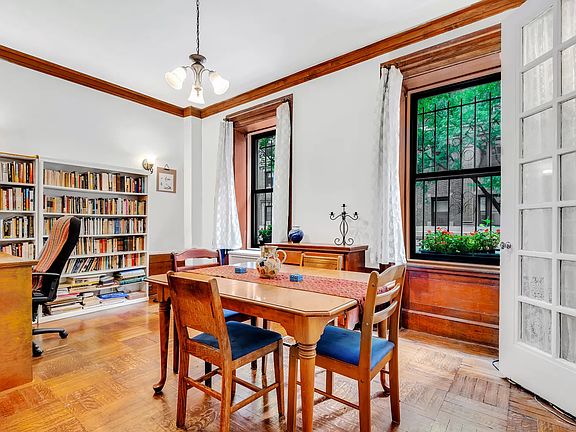 4th image of 801 W End Ave APT 1C