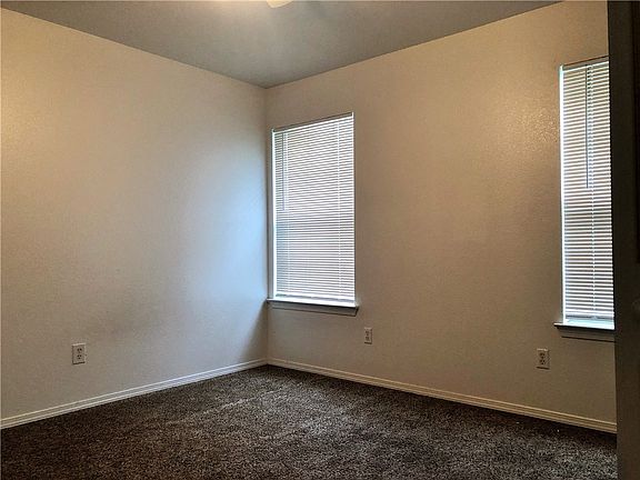 4th image of 2404/2406 S 16th St