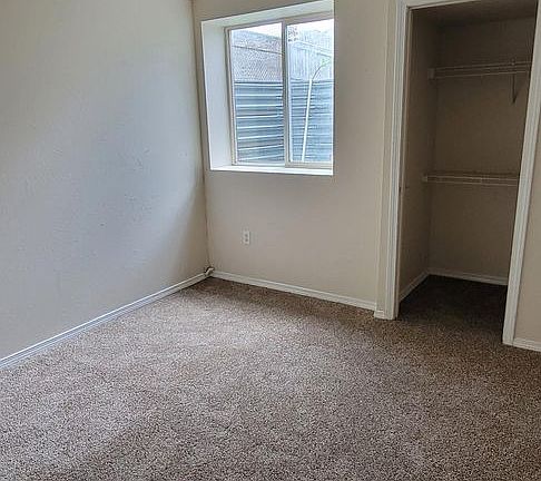 5th image of 1208 E North Ave