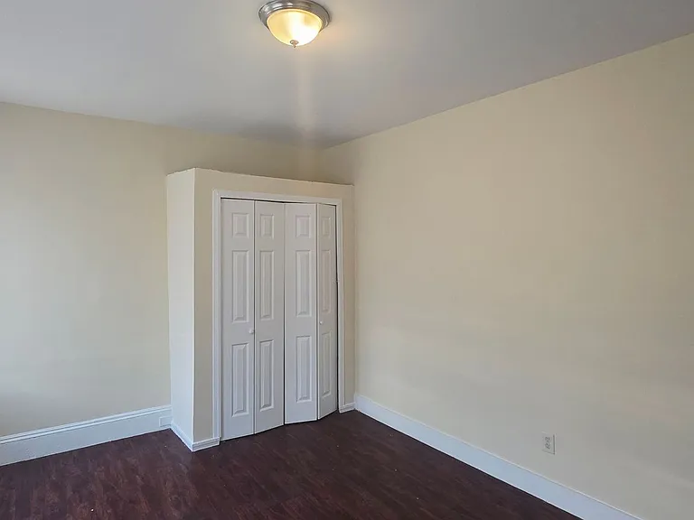 273 Brooks St — Photo 28