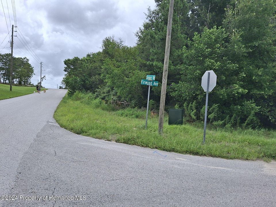 2nd image of 13907 Cooper Rd