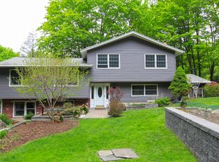 14 Englewood Ter, Mahopac, NY 10541