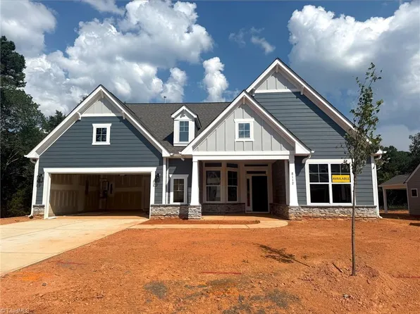 8112 Burberry Trl, Clemmons, NC 27012