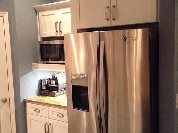 3rd image of 10537 Weybridge Dr