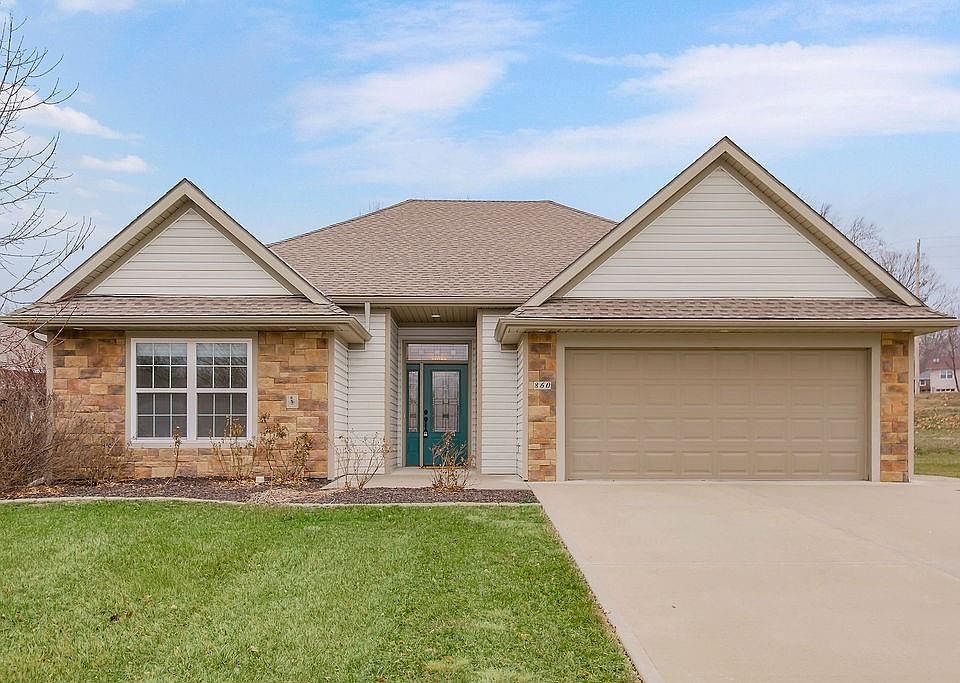 1st image of 860 Meadowlark Ct