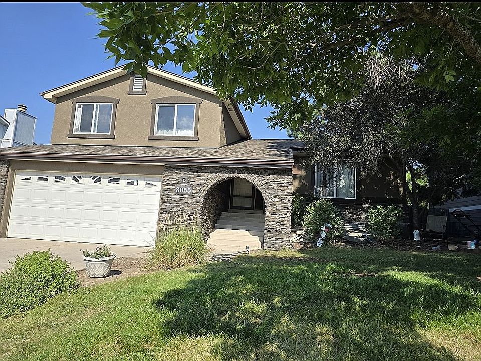 2nd image of 3055 Maroon Bells Ave