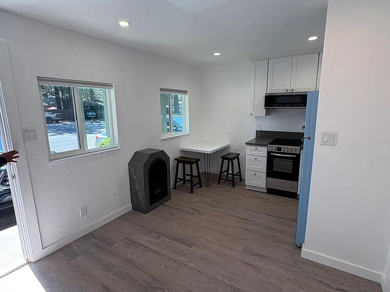 1038 Winnemucca Ave #1 — Photo 5