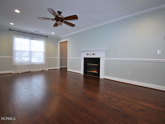3rd image of 4160 Dudleys Grant Drive