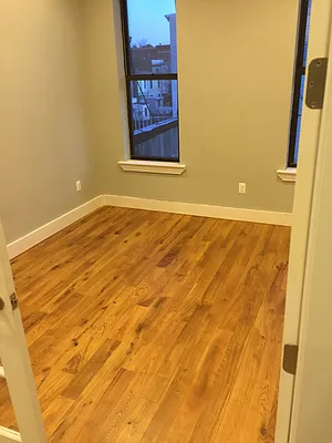 Rented by P Management | media 17