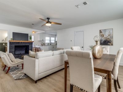 1032 N Lockhart St, Sherman, TX, 75092