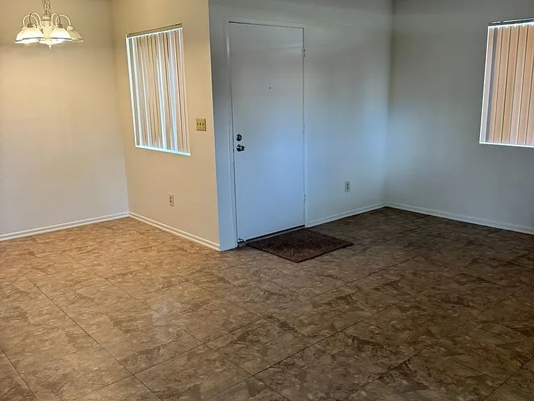 10906 Rincon St #10906 — Photo 9