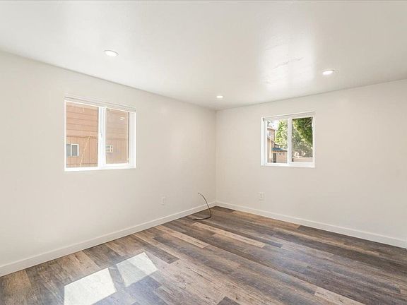 3rd image of 201 Sheldon Ave