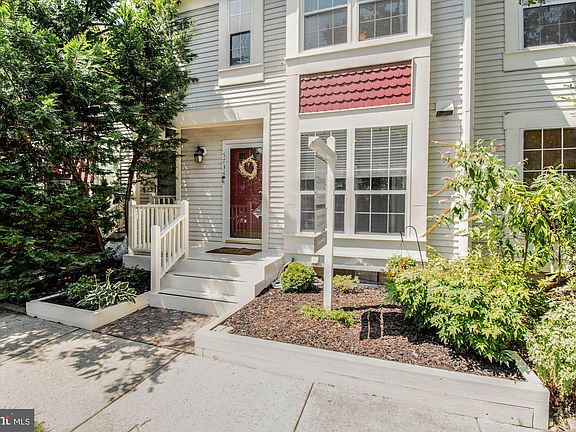 2nd image of 5734 Evergreen Knoll Ct