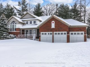 31 Fawndale Cres, Wasaga Beach, ON L9Z 2B3