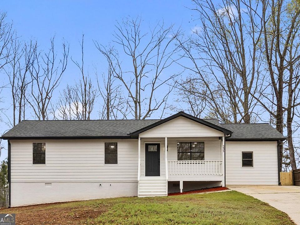 1st image of 235 Poplar St