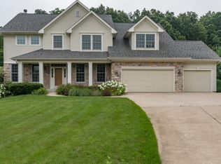 8236 Brandon Cir, Mattawan, MI 49071
