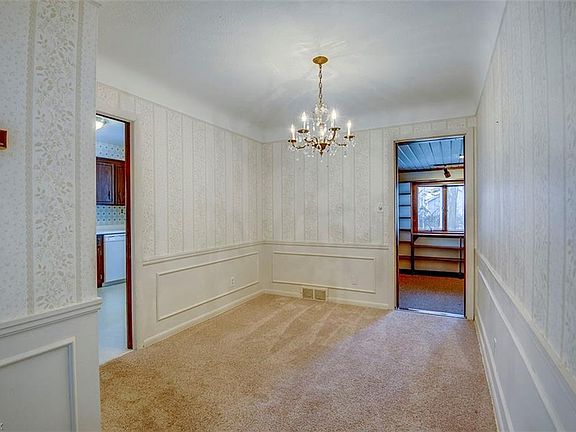4th image of 6217 Stratford Dr