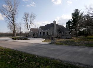 800 S Francis St, Forrest, IL 61741