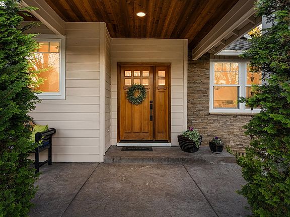 3rd image of 3544 SE Deer Creek Way