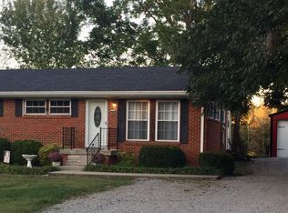 400 Coopertown Rd, Unionville, TN 37180
